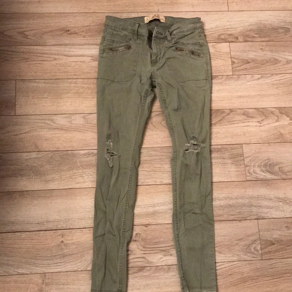 hollister jeans